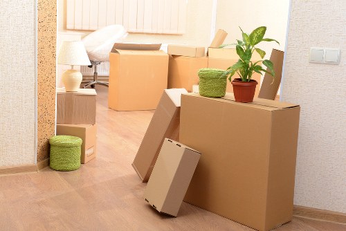 Transparent man and van pricing for local moves in Teddington