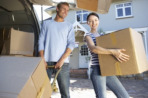 Professional moving help for homes and flats in Teddington